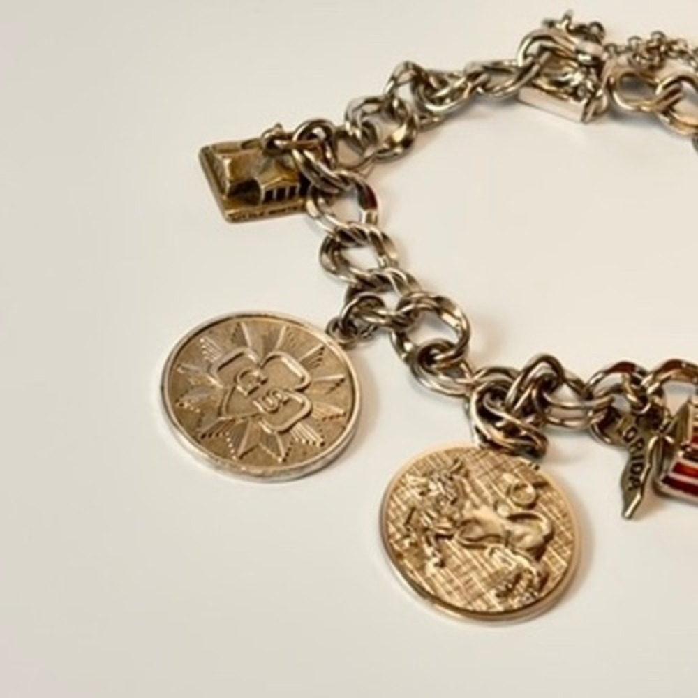 Vintage Sterling Silver Charm Bracelet Silver Travel Souvenir Coins Florida Boho - Picture 3 of 16